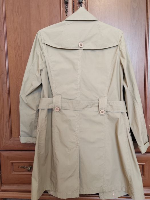 Продам тренч женский