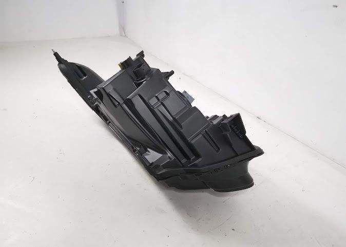 Фар Дясно оригинално НОВ Вог Ленд Роувър / Far Desno origilano NOV Vog