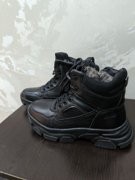 Детиски Сапок размери 33.34 янги келган размери тугри келмади