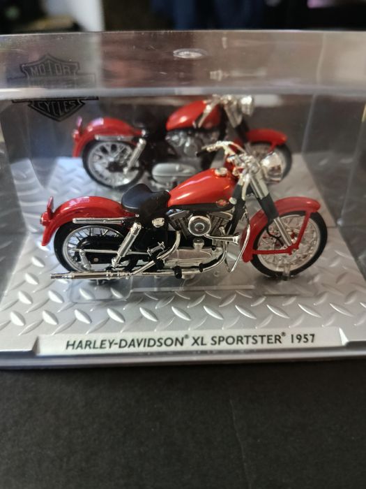 Колекционерски мотори размер 1/18