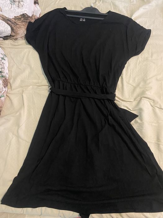 Rochie neagra Esmara L