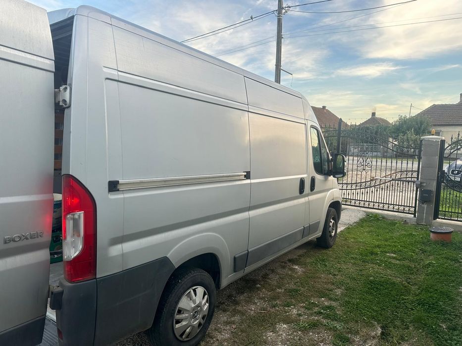 Vând Peugeot Boxer