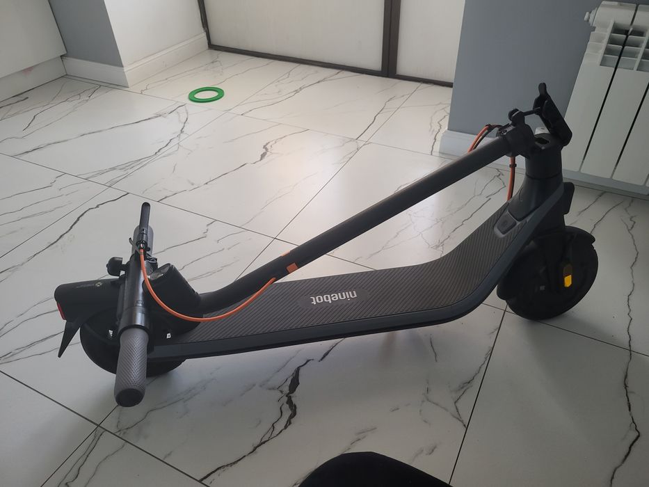 Электросамокат Ninebot e2 plus