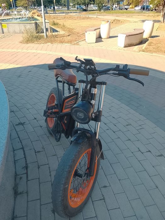 Продам Кугоо Кирин в5