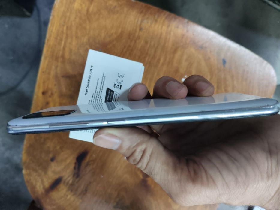Samsung A51 xotrasi 128gb karopka dakumenti bor