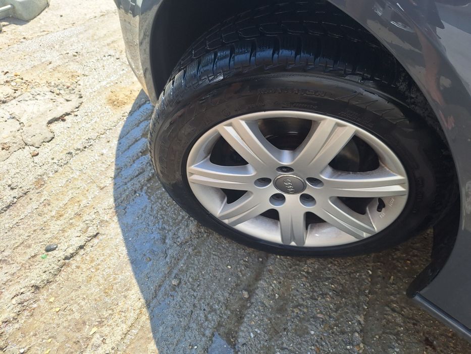 Vând schimb jante audi 5x112 r 16 gume bune m+s