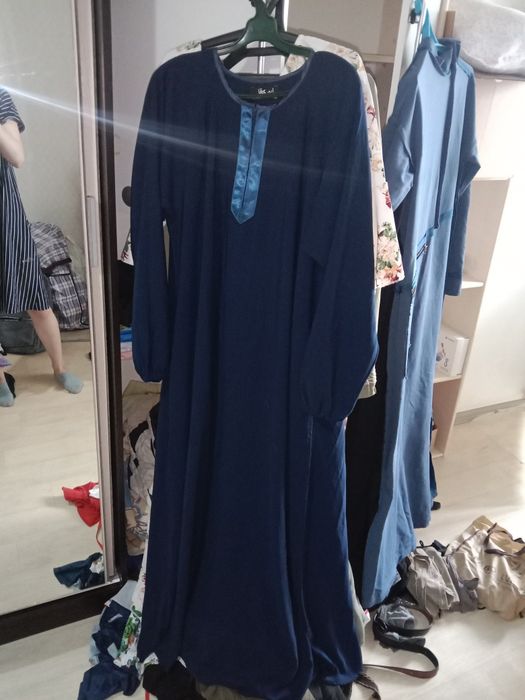 Срочно продам платья