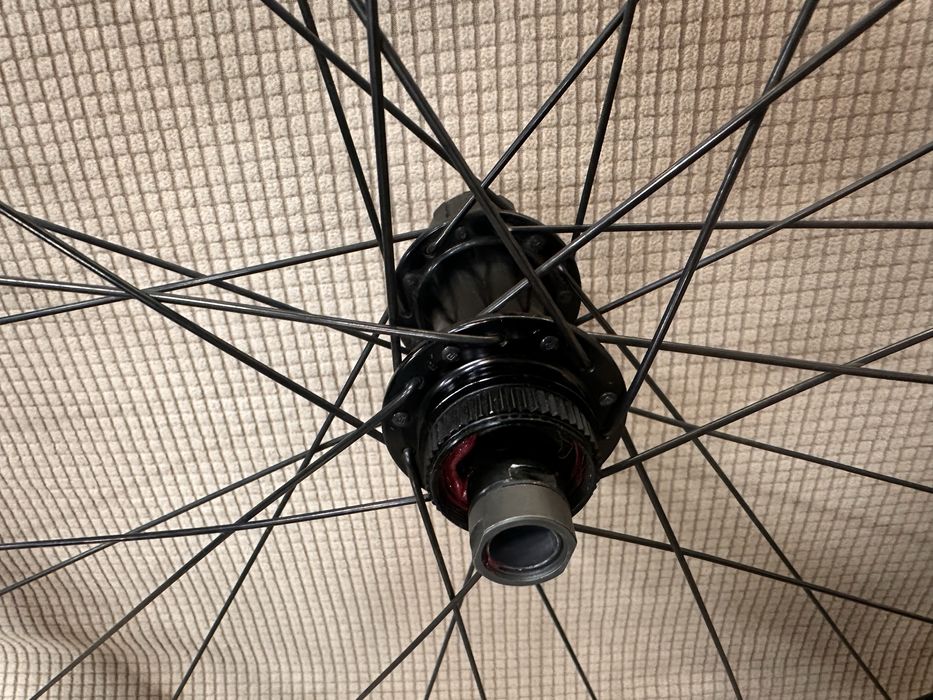 Roata spate gravel DT Swiss R470db
