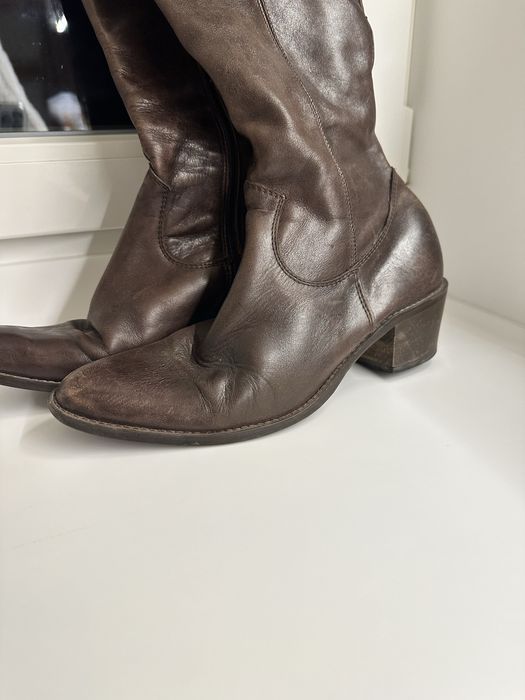 Кожени ботуши номер 39