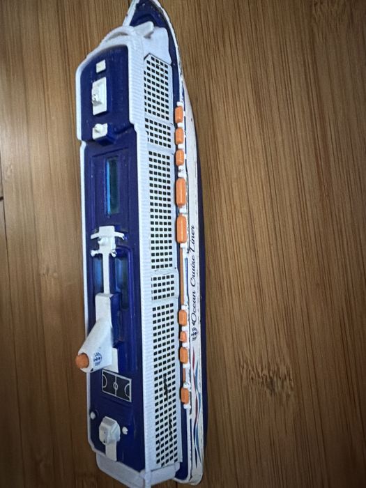 Игрушки машинки коллекционные