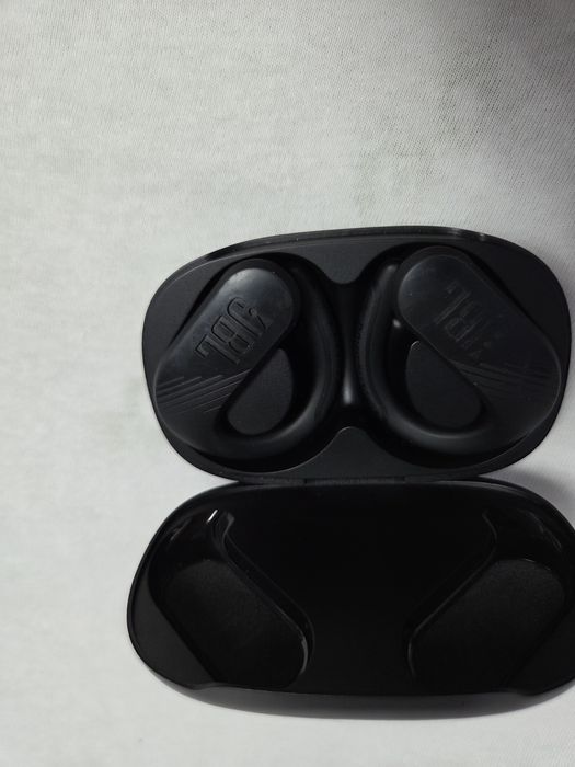 Casti JBL endurance peak 3