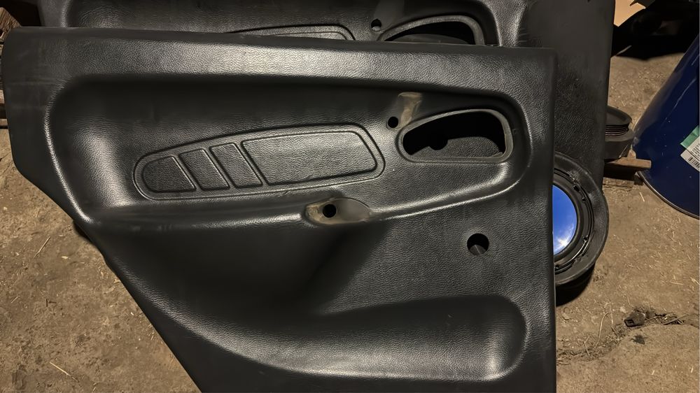 Продам обшивки на ваз 2114