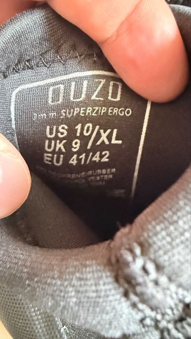 Продаю гидро ботинки ouzo