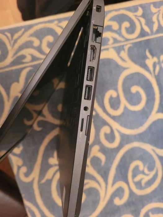 Laptop Dell Latitude 5400 i5-8365U 16gb ram 256gb ssd baterie noua