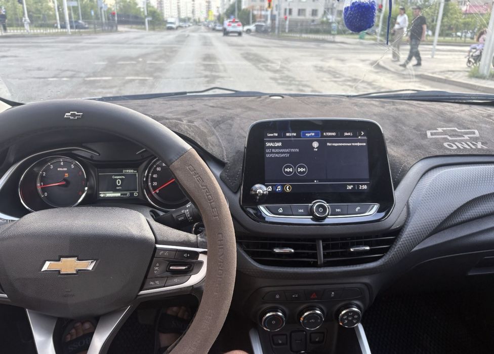 Chevrolet Onix аренда с выкупом