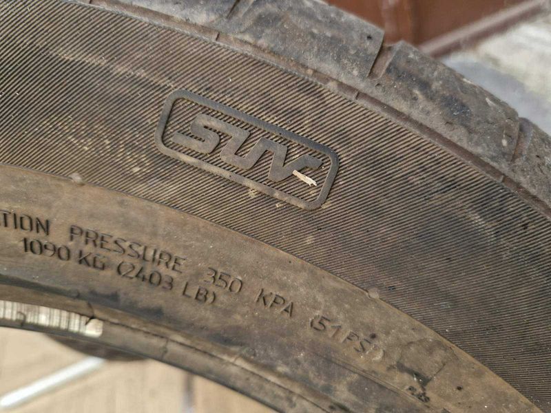 2 Continental R19 255/55
летни гуми
DOT4717