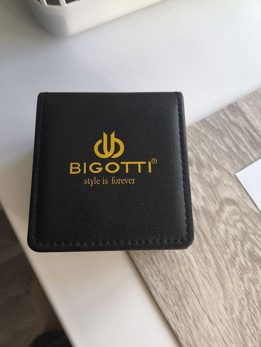 Продам часы BIGOTTI
