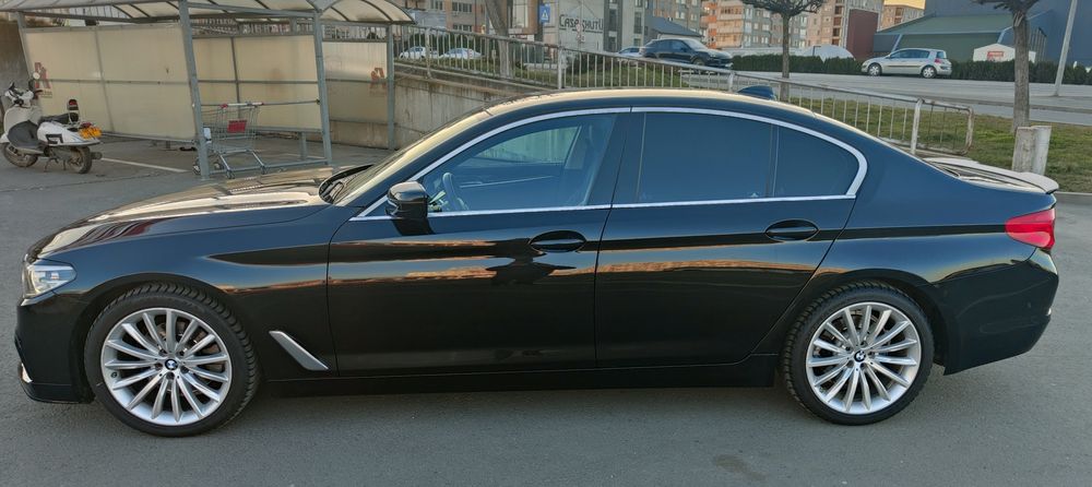 BMW 520d G30 2017 Automată • Navi Mare • Piele Încălzită • Bord Digita