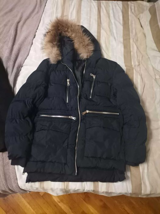 Зимно яке с качулка