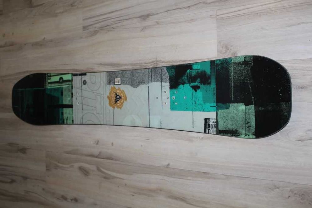 BURTON Radius Flat Top 145cm 2024