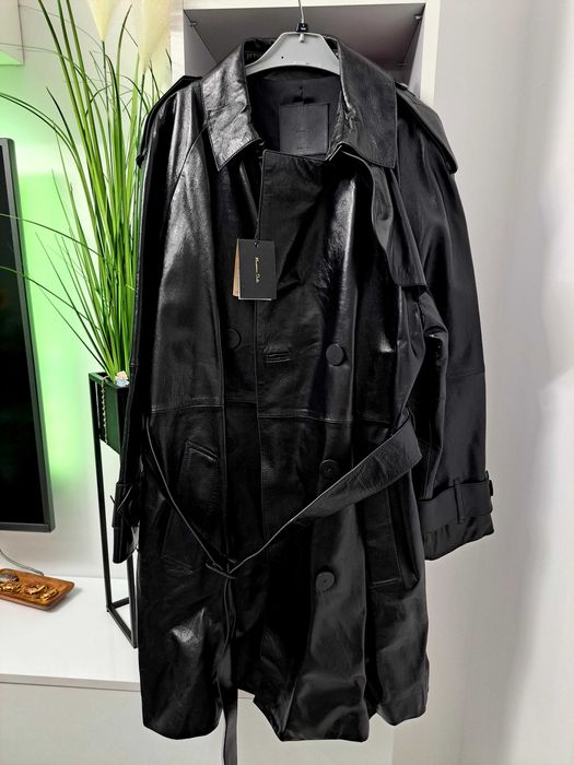 Haina piele fina massimo dutty noua cu eticheta,masura  M, 1800 lei