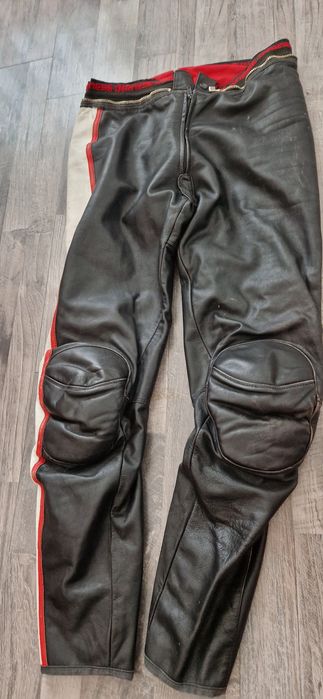 Дамски мото екип