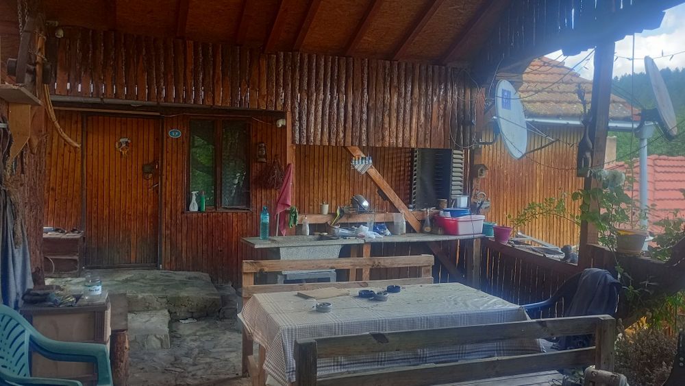 Продава се Къща в с. Станьовци, Област Перник - 70 кв.м за 858 €/кв.м - Снимка #2