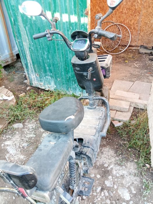 Элетро самокаты.