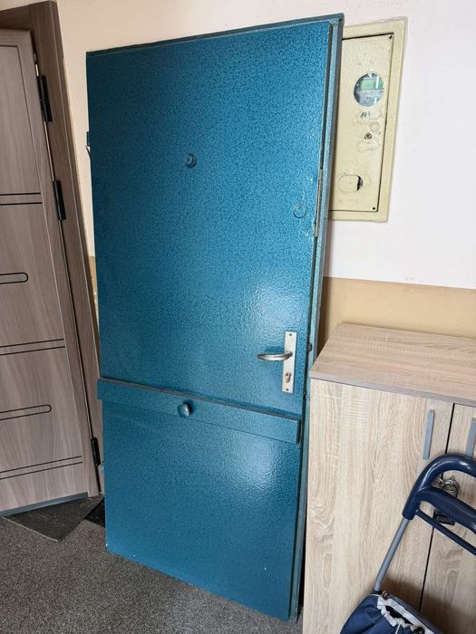 Външна врата ламаринена