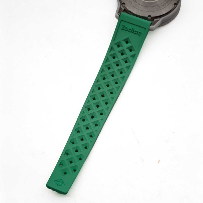 Zodiac Super Sea Wolf - Ceramic 40mm COSC