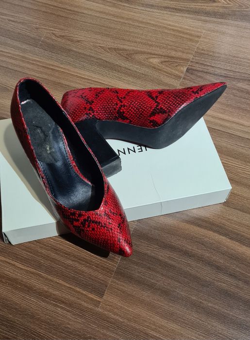 Pantofi roșii femei cu toc gros nr 36 Buonarotti