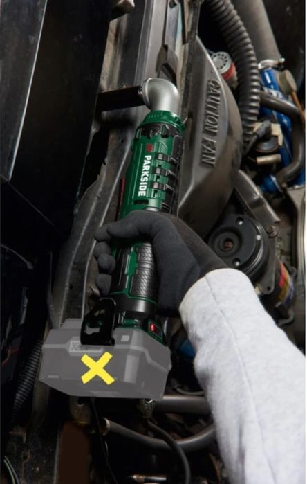 Cheie de insurubat, cu impact  unghiulara Parkside pe acumulator 20V