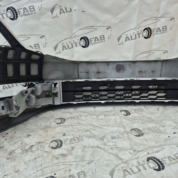 Bara fata Skoda Octavia 3 Facelift an 2017-2018-2019