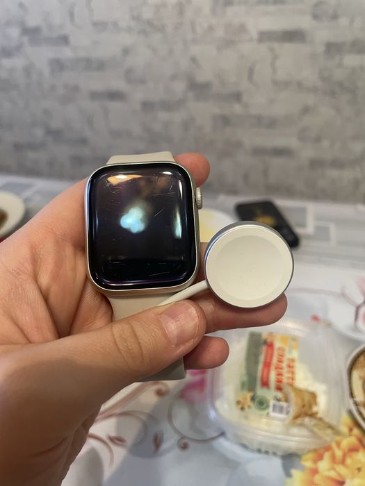 Apple Watch Series 8, 45 мм
