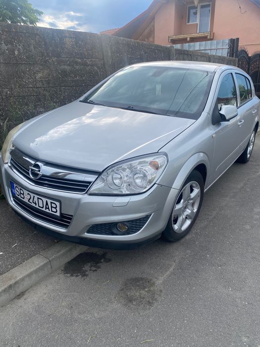 Opel Astra H  2007