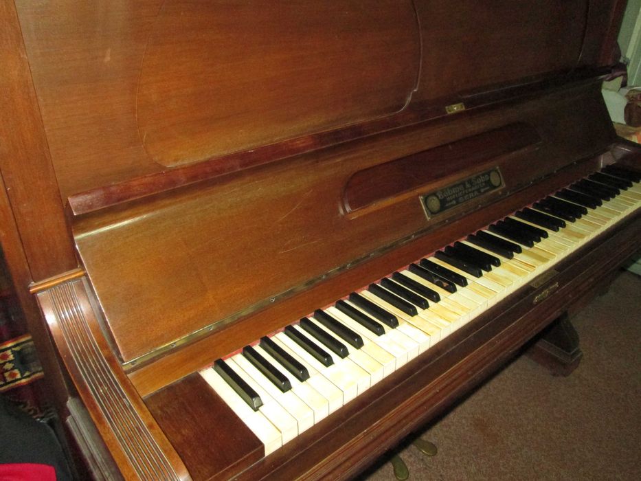 Пианино 1900 года