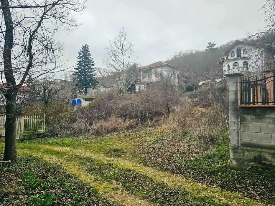 Парцел във вилна зона Изгрев (между Балчик и Албена)