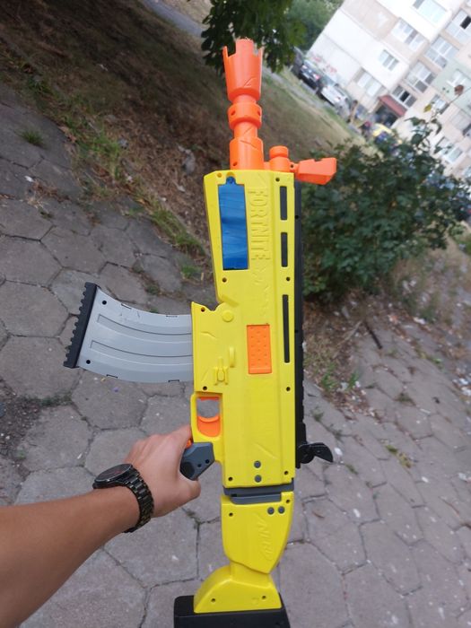 10 нърф играчки с меки патрони