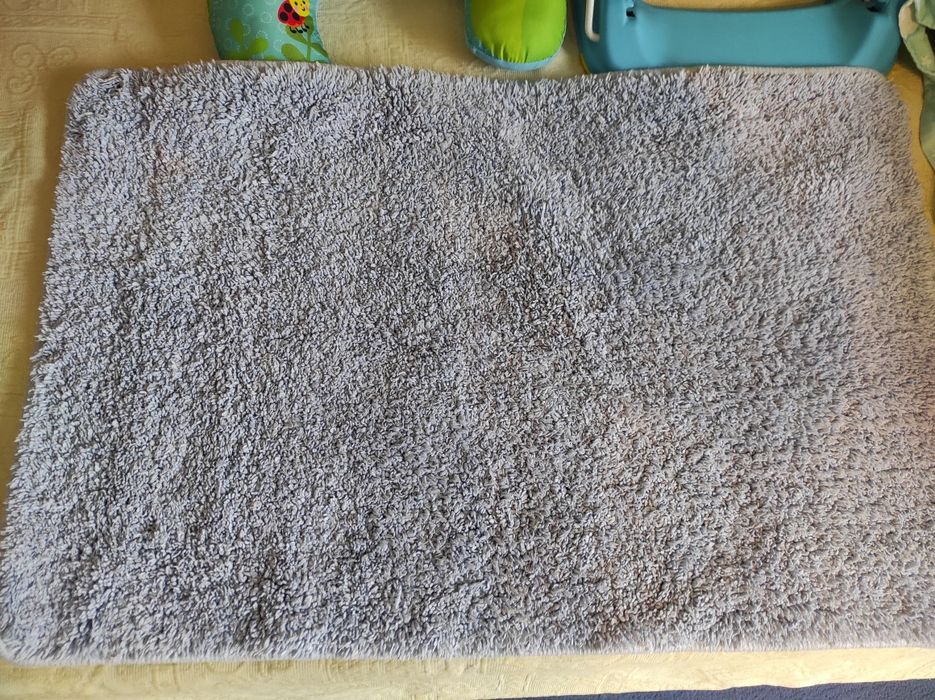 Лот детски неща за спане