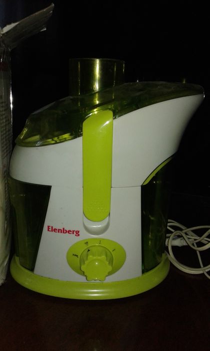 Соковыжималка новая