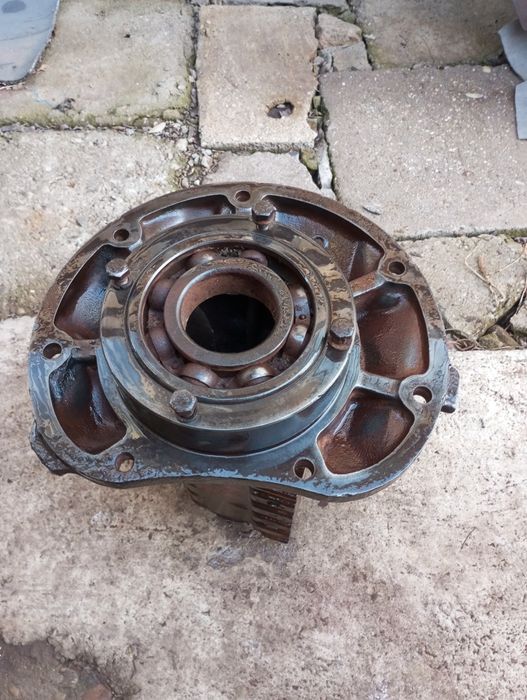 Trompă și arcuri remorca