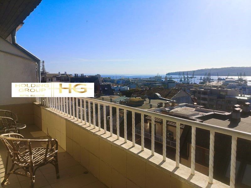 Продава се Тристаен апартамент в Варна, Операта - 108 кв.м за 1214 €/кв.м - Снимка #2