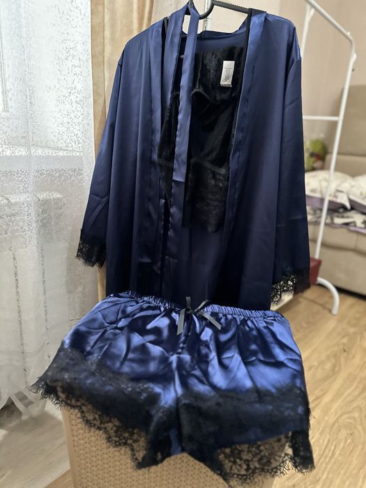 Женский комплект пижамы