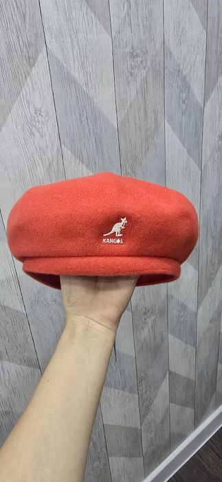 Продам берет от Kangol, оригинал