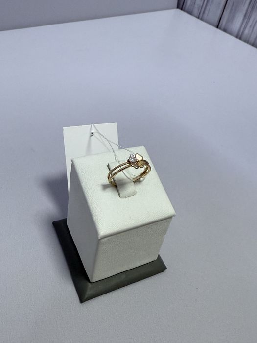 Кольцо из золота / СТ783644