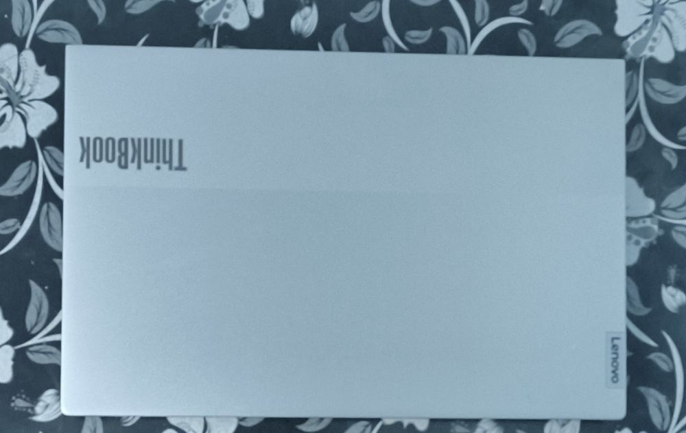 Lenovo noutbuk core i3