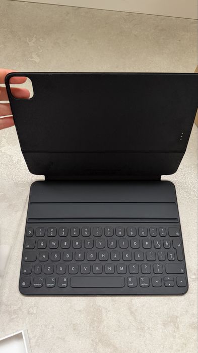 Husa cu tastaura ipad air / ipad pro 11 inch