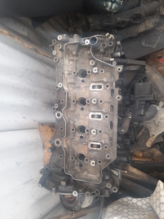 Motor M9R Renault Trafic Opel vivaro 2.0Diesel.euro 4 și euro 5.