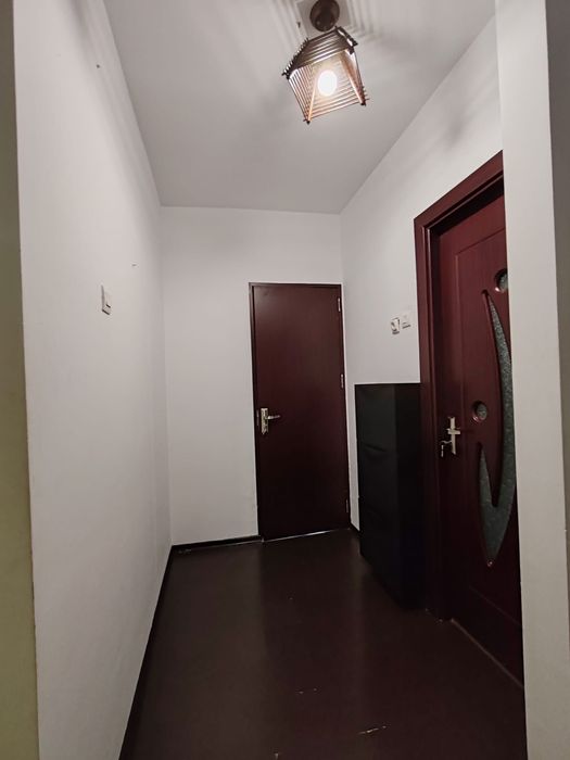 Inchiriez garsoniera Militari metrou Gorjului