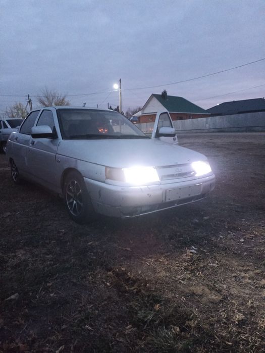 Продам ваз 2110 целиком